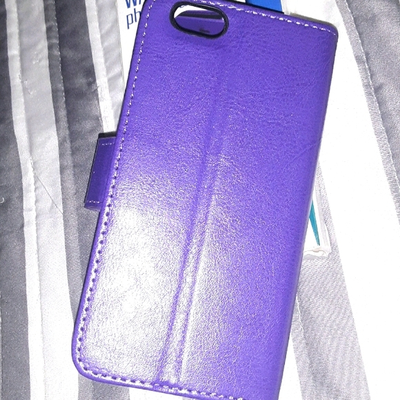 NWT Purple Iphone 6/6s Wallet phone case - Picture 2 of 4